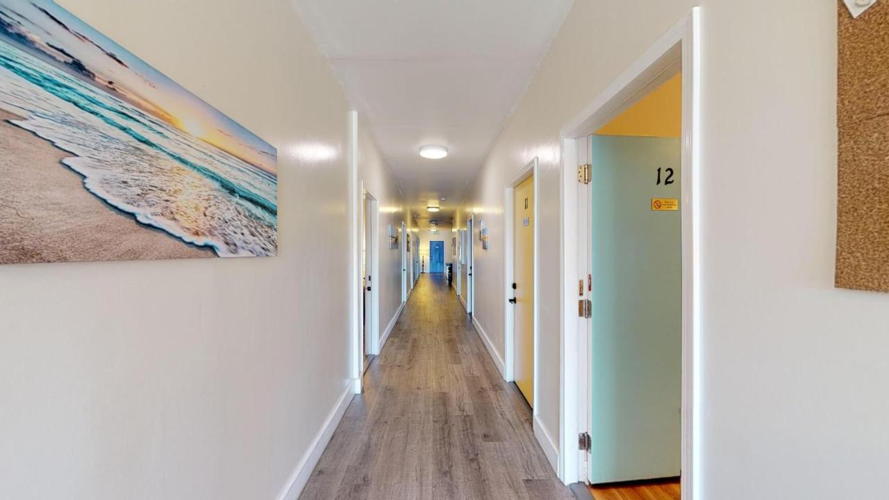 Inn Anchor Pointe 2*